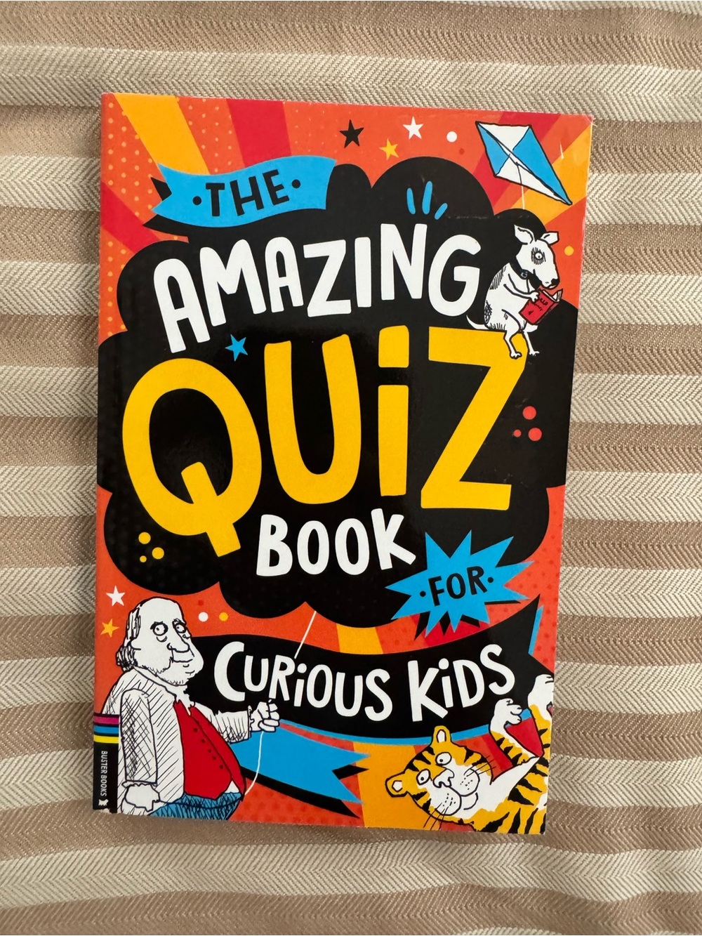 Scholastic The Amazing Quiz Book for Curious Kids - Orange, Black, Yellow & Blue